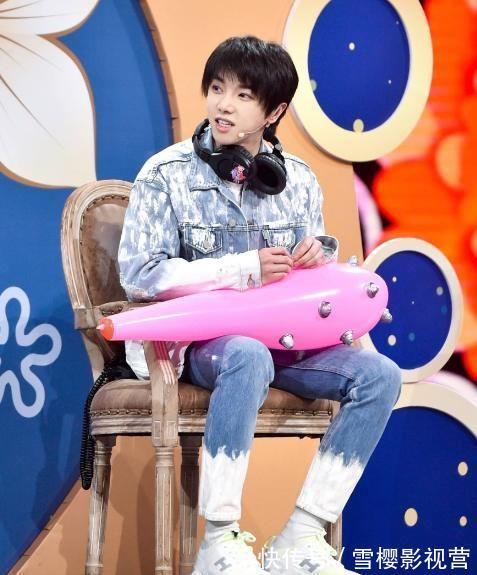 杉杉|华晨宇改编《还珠格格》神曲,跟苏有朋一起合唱,高音出现全场沸腾