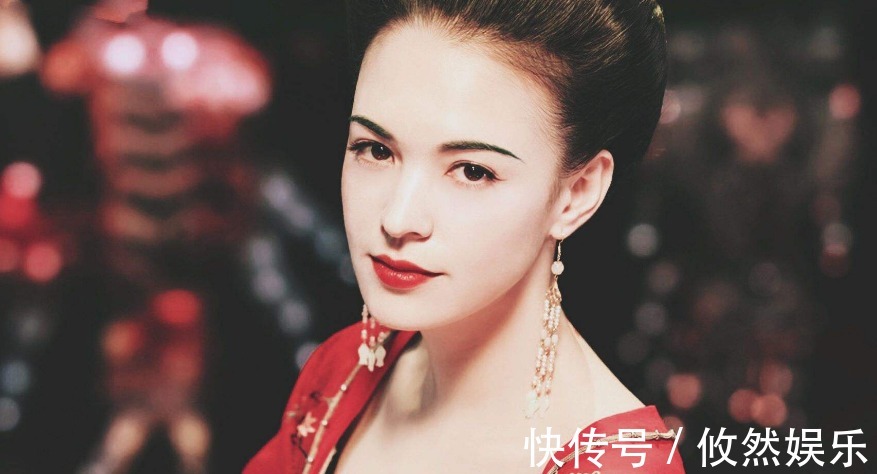 |搞笑、犯二,这不是我认识的朱亚文,《逗爱熊仁镇》把他惹急了