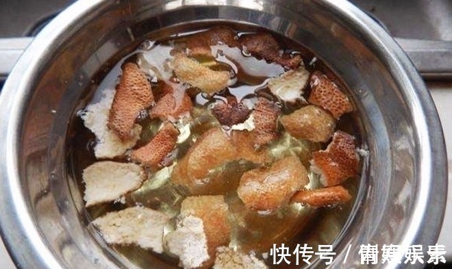 湿气重|中医建议:湿气重的人,经常用它泡水喝,排湿气,健脾养胃不发胖