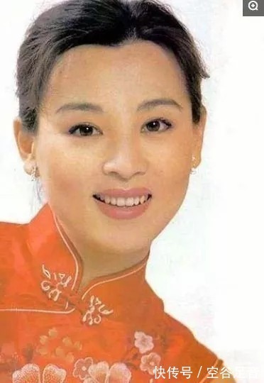 喜盈門|還記得那些年扮演過農(nóng)村姑娘的演員嗎?二十張老照片帶你走近她們