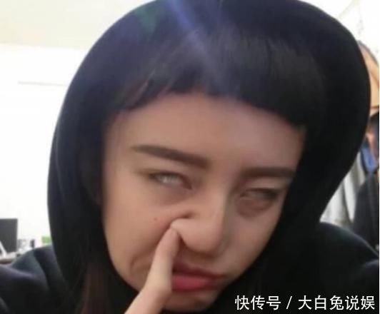 慢性|这3种动作等于“慢性毁鼻”,初中生若不当回事,早晚会越来越丑