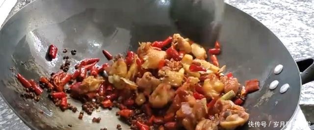 最牛的辣子鸡做法,干香麻辣,超美味!还不容易发胖!