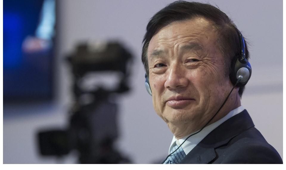 安娜|任正非花8000万买下这首歌，为什么选择张靓颖来唱？！