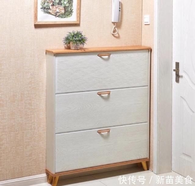 实用|玄关太窄怎么设计鞋柜师傅分析完，我选第3种，实用