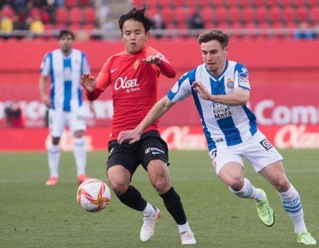 普阿多|0:1,1:2,武磊拒绝枯坐板凳,对比鲜明,射9脚白费,祸不单行