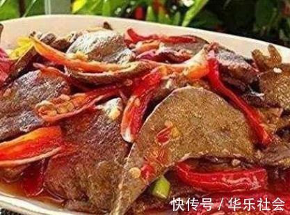 在家请客做的几道下饭菜，菜一上桌客人吃不停，直夸好吃