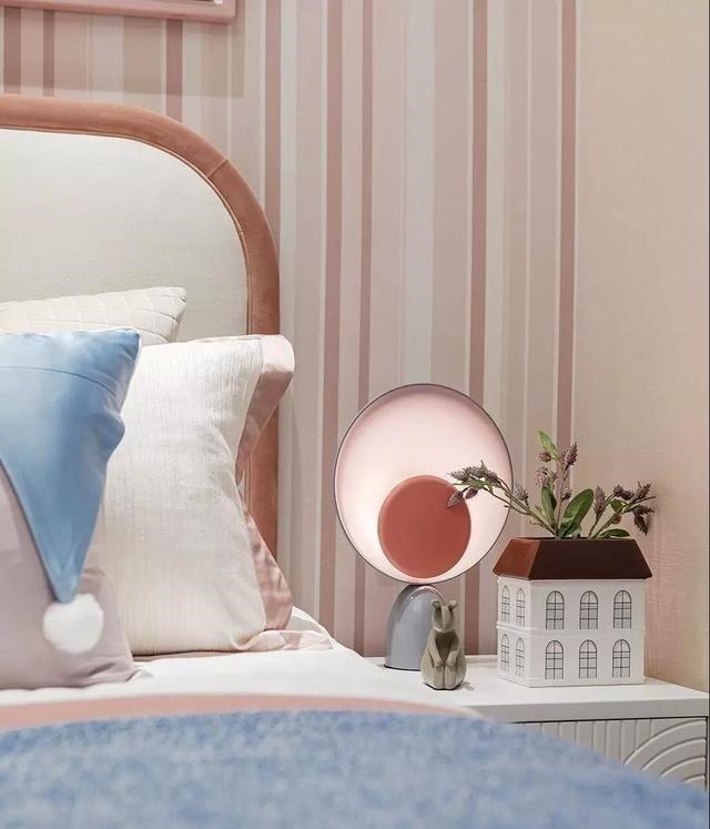 爱马仕橙|大平层的现代轻奢风设计高级灰碰上爱马仕橙的惊艳!