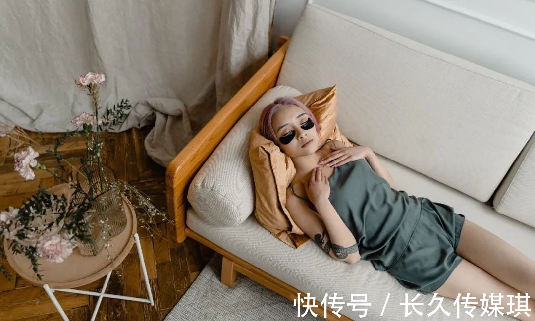 卸妆|七个护肤好习惯,看看你有哪些没做好。