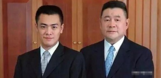 隐瞒身份参加《非诚》被无情灭灯,无奈说出父亲大名,女嘉宾傻住