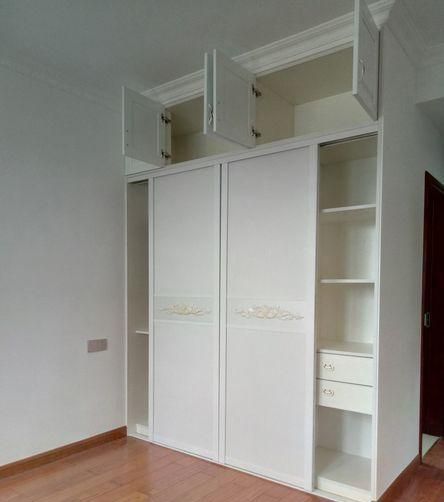 不锈钢|全包18万装修的新房,一看电视墙差点崩溃了,大家说这像什么?