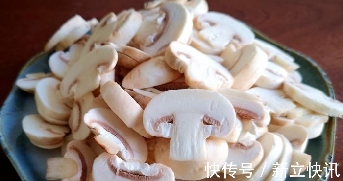 唯一含维生素D的蔬菜,虽然贵但营养赛灵芝,老人孩子常吃好处多