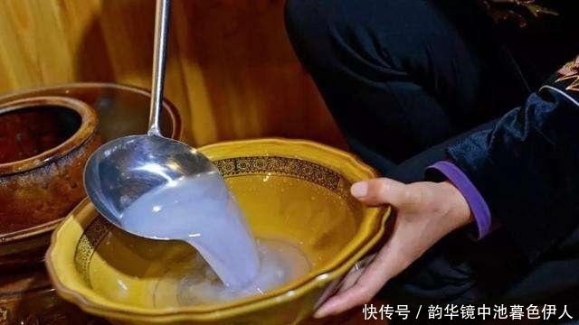 家里养花,乱浇这“3肥水”,烧根烂叶、土壤板结,难怪养不活!