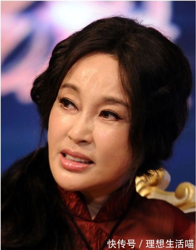 书法爱好者$有人称曾翔为当代书法泰斗,网友:把他排第一,刘晓庆往哪里搁?