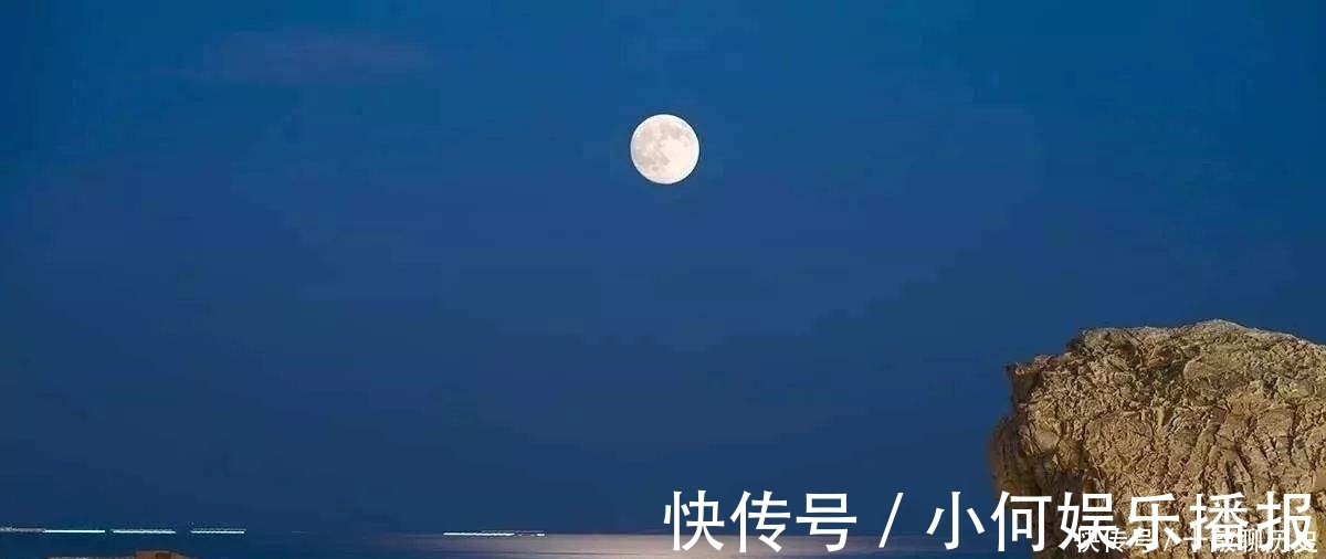 千古名句|古今最大气的一首月亮诗,开篇就是千古名句,写出最唯美的相思