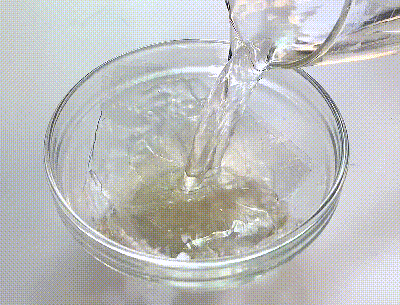 热牛奶|#我的养生日常-远离秋燥# ?抹茶慕斯蛋糕?