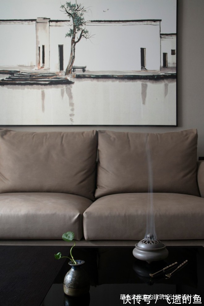 步入式|于沙发小坐片刻,焚一炉沉香,何等惬意。