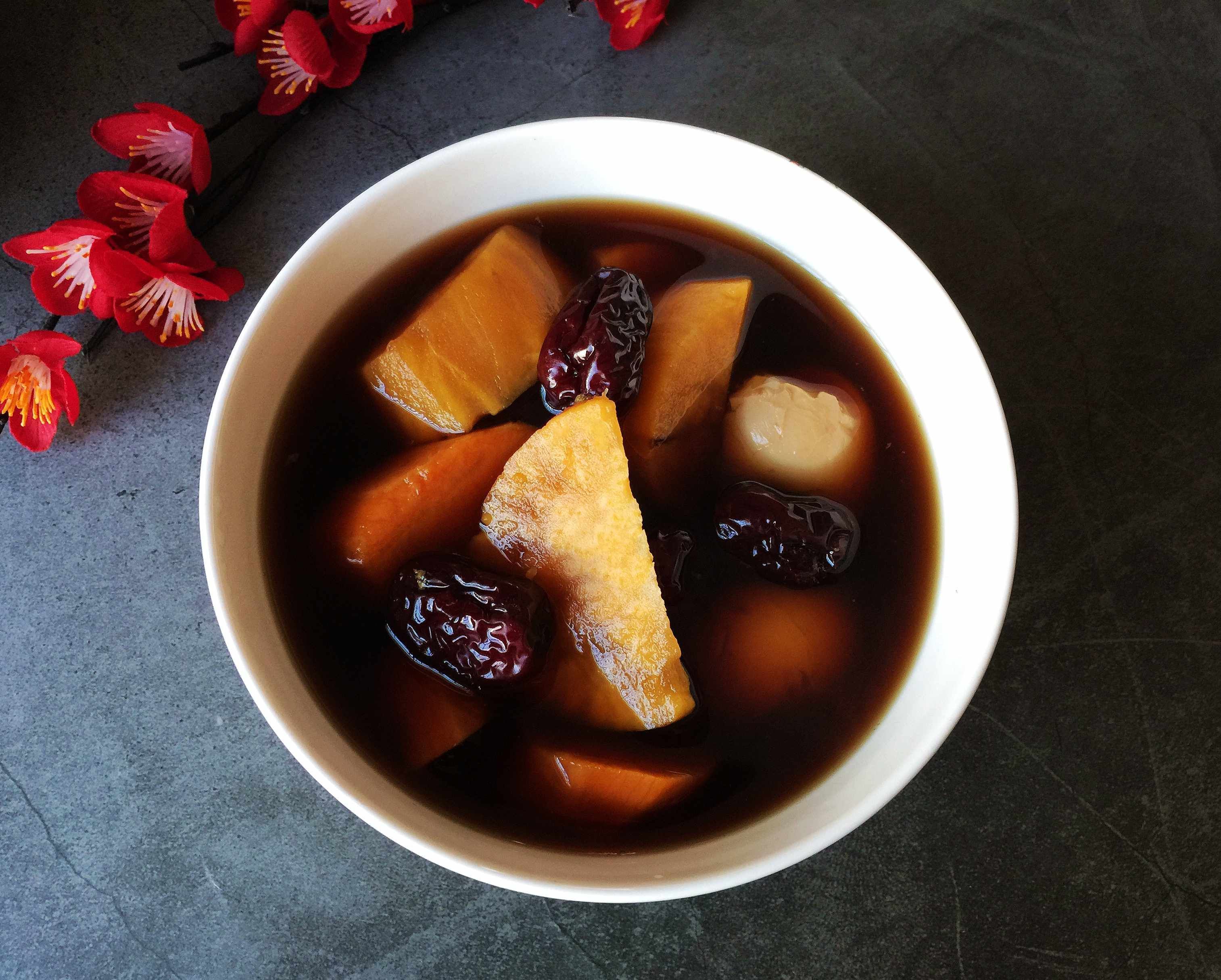 冬天,5样食材煮一锅,坚持每周吃3回,气色红润,手脚不冰凉了