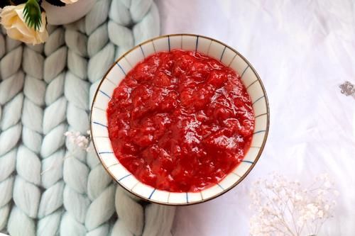 三月最爱草莓，自制草莓酱做法简单无添加剂，好吃看得见