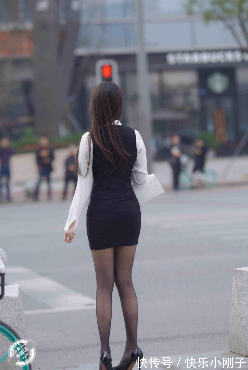 花边|搭配上连衣裙简直就是氧气美女，带来活力四射的感觉，快来看看