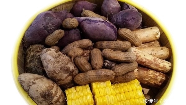 想降血糖,吃粗粮管用吗?降糖吃哪些食物比较好?听医生讲