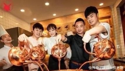 陈赫火锅店天花板砸伤顾客,店家只愿赔4万,伤者无奈公开维权!