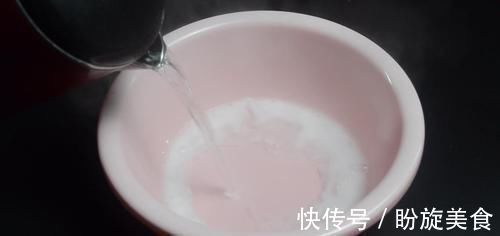 盆子|毛巾3天不洗就又脏又臭?学会这诀窍,洗完柔软又干净,太实用了