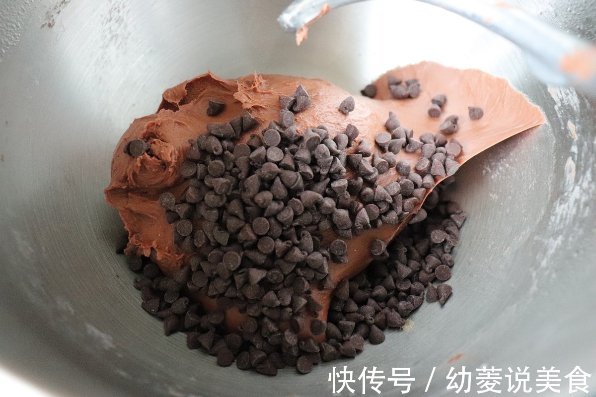 自制双重巧克力蛋糕,香浓丝滑,这个配方比蛋糕店的还好吃