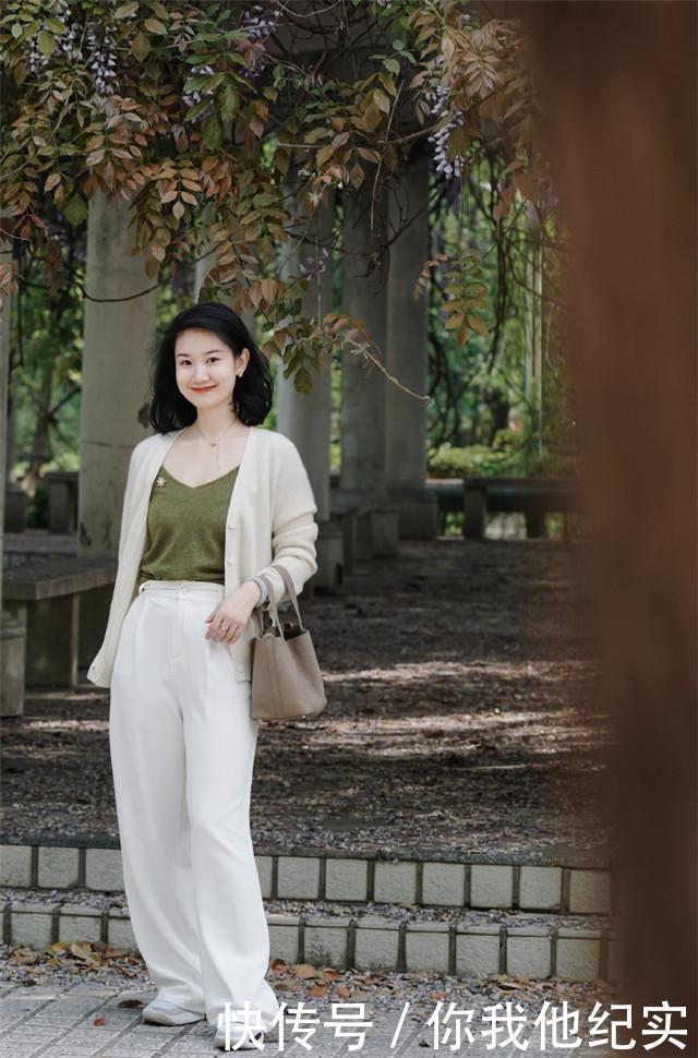  色系|能将“毛衣”，穿得很洋气的人，才是真的时髦精