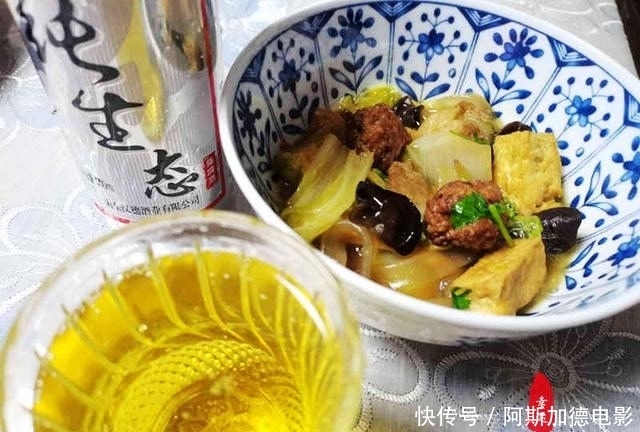 喜欢|豆腐白菜丸子粉条一锅烩的大菜，好吃还接地气，就喜欢家常菜