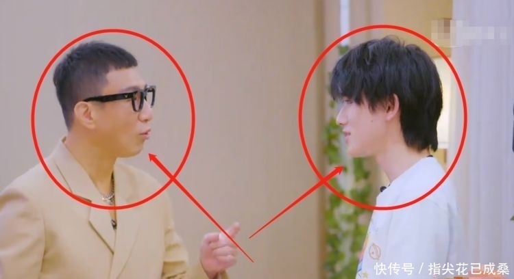 上当|黄子韬向孙红雷投喂龙虾,孙红雷没有上当,却成功地将宋亚轩骗到