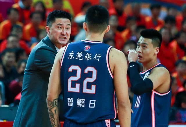 宏远|CCTV5直播!杜锋亲承阿联复出,宏远大战CBA冠军,五连胜手到擒来