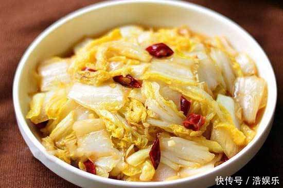做醋溜白菜,什么时候放醋最好记住醋溜汁的比例,酸爽特下饭
