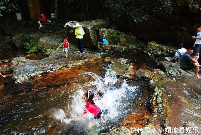 游泳|南方有个八寨沟，夏日嬉水好去处，比九寨沟更亲民、更接地气