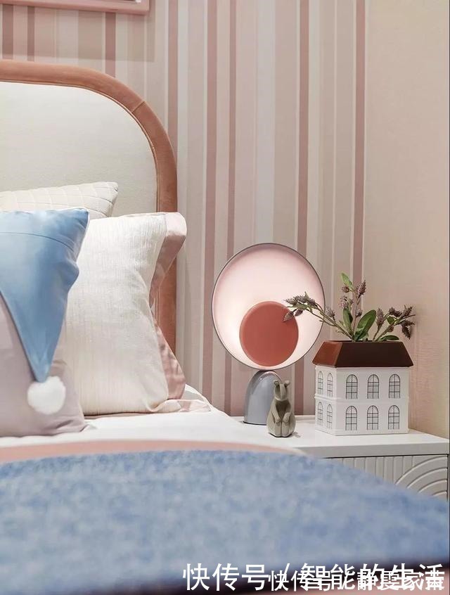 线条感|大平层的现代轻奢风设计高级灰碰上爱马仕橙的惊艳!