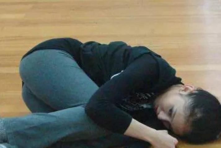 剧烈运动|女孩子“月经期”不能洗头?医生坦言:这“3件事”才真正不能做