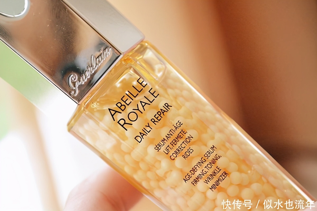 护肤|哪些精华液口碑好？这些精华液美白补水护肤，让你的肌肤更白皙