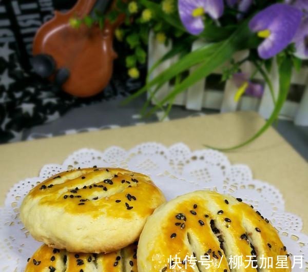 豆沙油酥饼|豆沙油酥饼的做法，甜而不腻，酥脆掉渣，营养美味，一口一个！