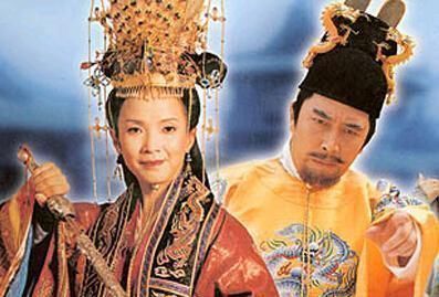 光天化日#朱元璋元宵猜灯谜,一灯上画着妇人抱西瓜,下令:杀了附近所有人