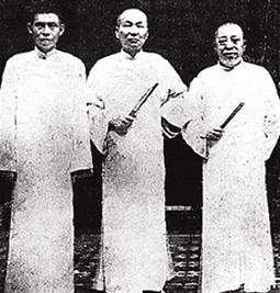 总舵主|他是历史上唯一的青洪两帮双龙头总舵主,传闻一拳可以打死一头牛