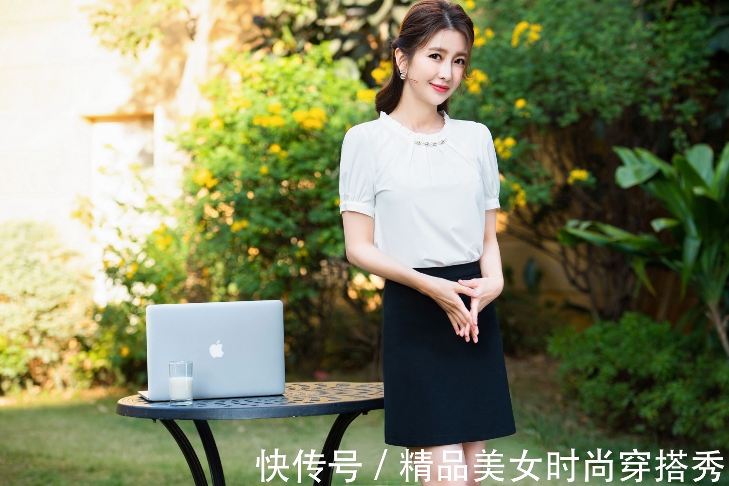 衬衫 白色衬衫搭配黑色短裙,干练柔美,尽显优雅气质