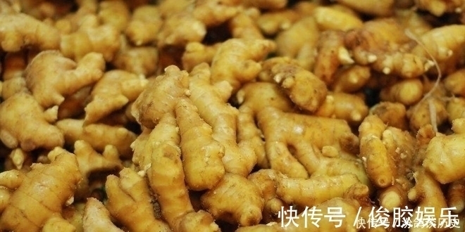 保存生姜千万别放冰箱了!教你1个诀窍,生姜放上一年都新鲜饱满