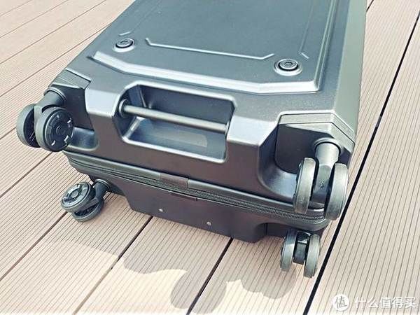 磕碰|好一个硬派型者：悠启旅行箱撒哈拉