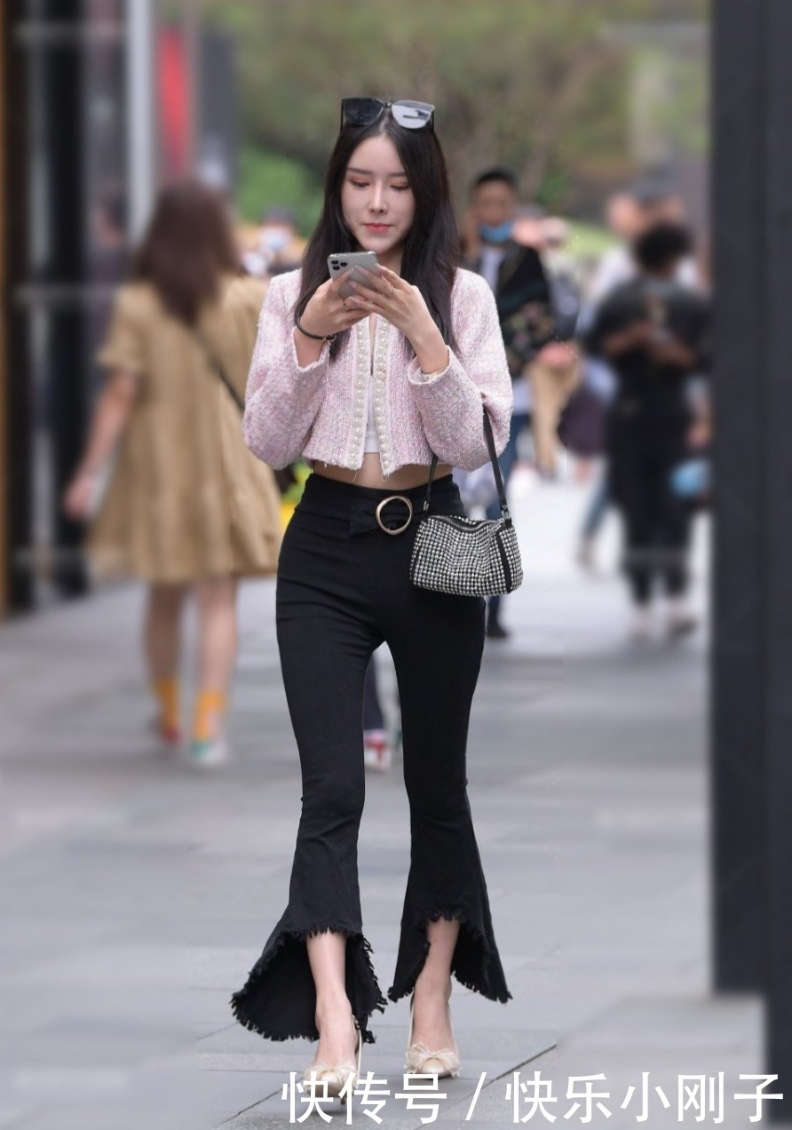 清新又随意的“棉麻”穿搭,时尚又不失质感