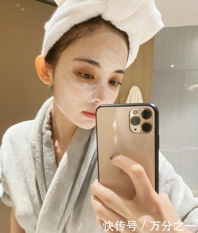 敏感肌|女生敷面膜时,尽量少犯这3个“错误”!不然毛孔容易变大!
