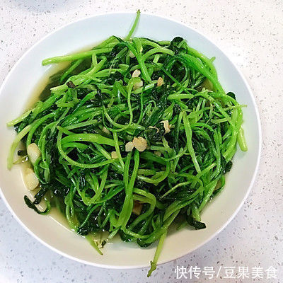 有了清炒鸡毛菜,老公每天多吃一碗饭
