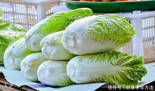 白菜太多吃不了聪明人都这样保存,不用放冰箱,三个月都不坏