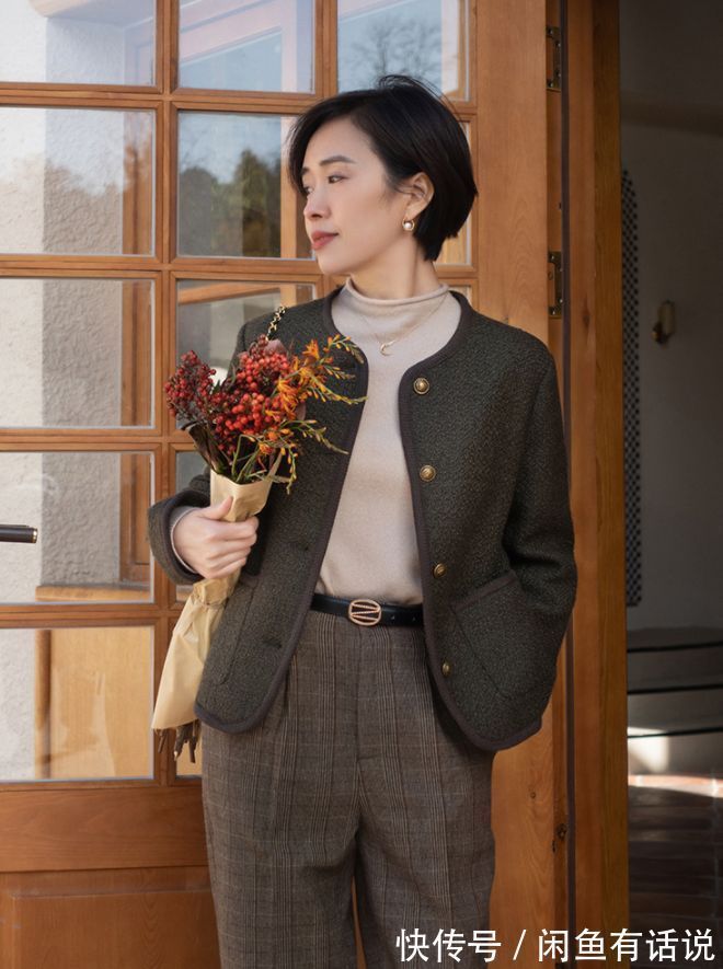 羽绒服|羽绒服“不香了”,今年冬天更火的是“千金外套”,保暖还很显贵