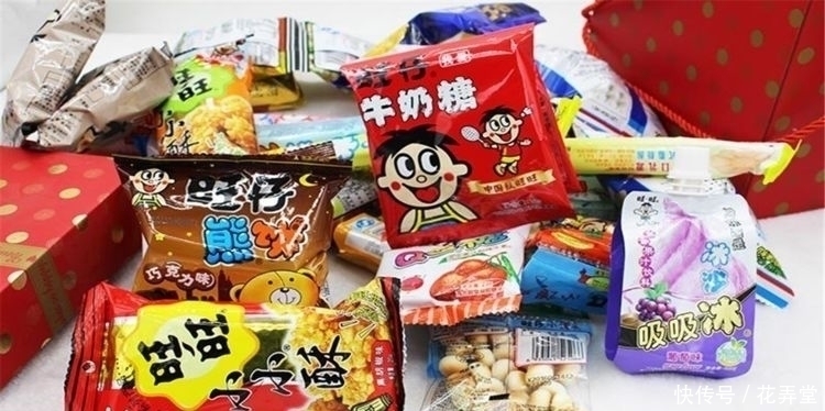 山寨零食让人笑岔气,奥利奥模仿太逼真,火鸡面竟比正版还好吃