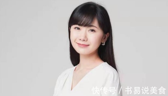 福原爱|福原爱成大学副教授!穿职业装身材笔挺,脚踩高跟鞋打乒乓球