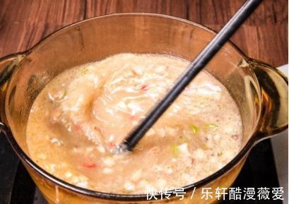 好吃|几分钟就搞定的鲜虾面，作为早餐营养又好吃，做法还简单